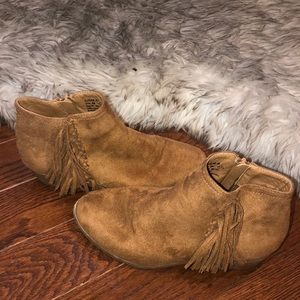 SUEDE BROWN Moccasin boots